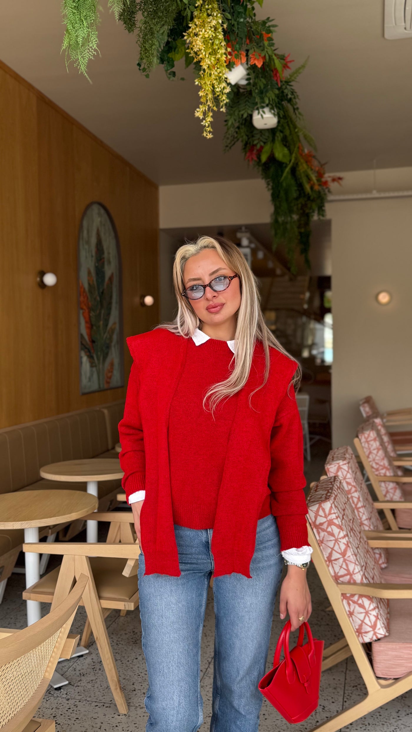 KIRMIZI ŞALLI TRİKO KAZAK