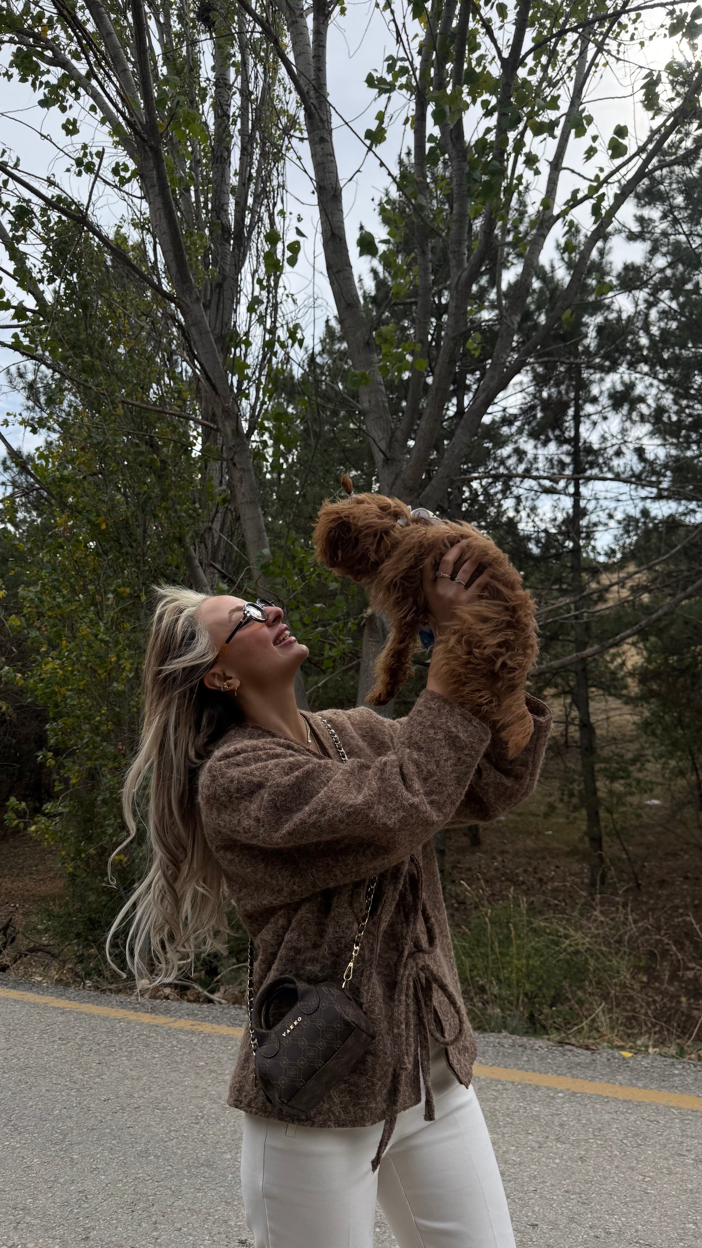 KIRÇILLI ÖNÜ BAĞLAMALI CAMEL CEKET