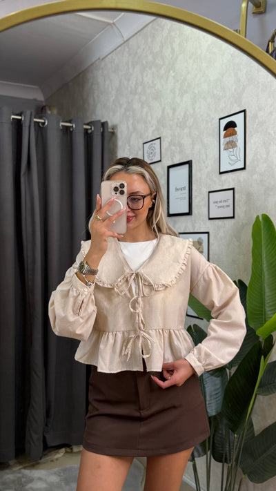 BEBE YAKA BAĞLAMALI BEJ GÖMLEK