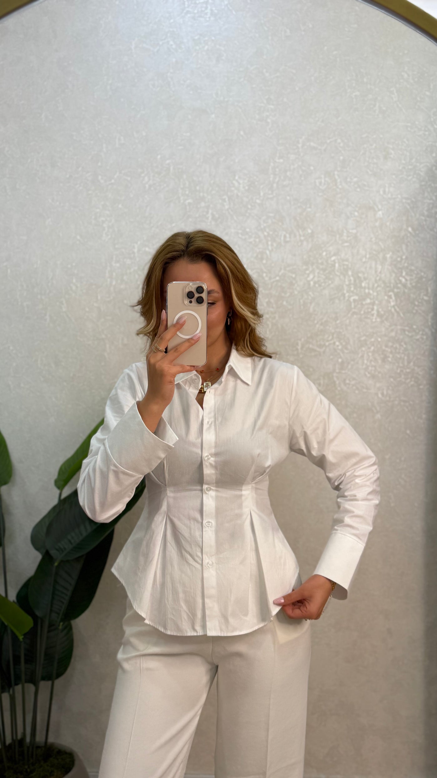 POPLİN KUMAŞ PİLELİ BEYAZ GÖMLEK