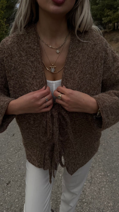 KIRÇILLI ÖNÜ BAĞLAMALI CAMEL CEKET